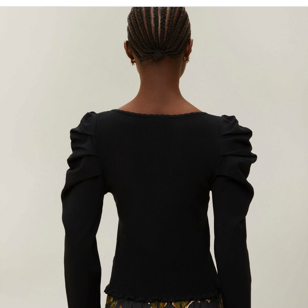 FARM Rio XL Ribbed Blouse with Ruffled Sleeves Black and Blush available - Picture 2 of 4